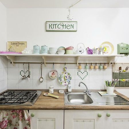 팔레르모 Little House Inside Capo'S Market 아파트 외부 사진