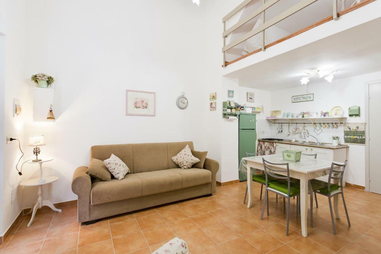 팔레르모 Little House Inside Capo'S Market 아파트 외부 사진