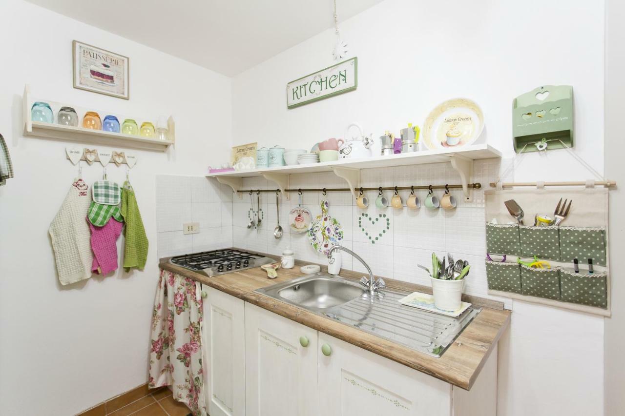 팔레르모 Little House Inside Capo'S Market 아파트 외부 사진