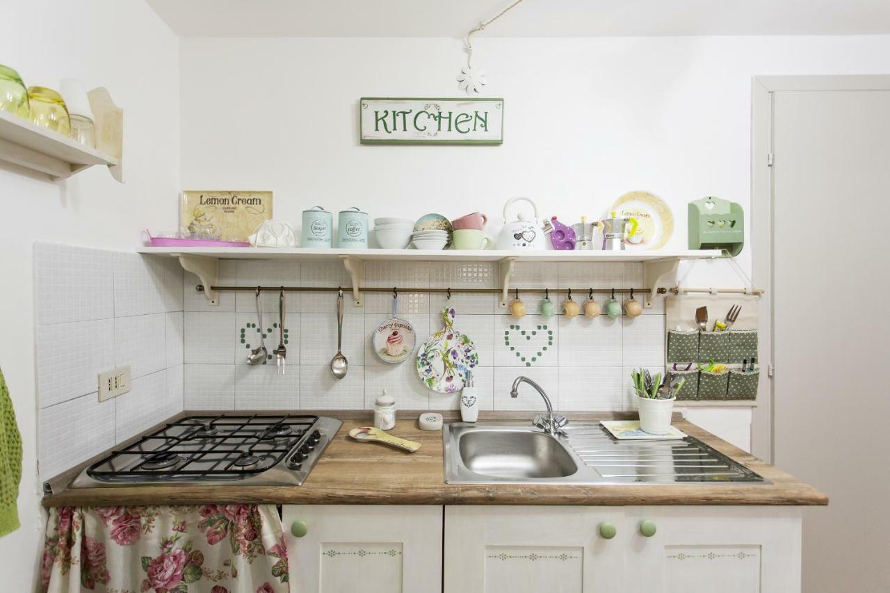 팔레르모 Little House Inside Capo'S Market 아파트 외부 사진